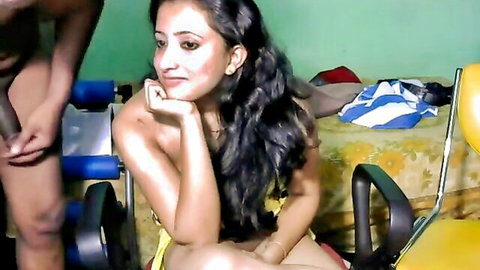 Hot Sri Lankan married woman topless in webcam show with partner