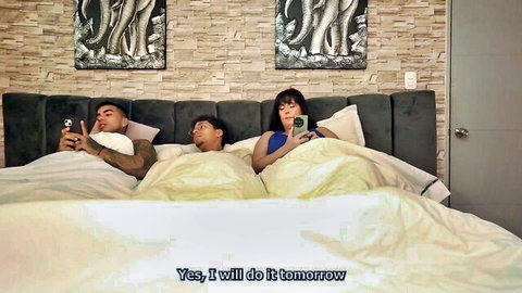 Montse Swinger big ass stepmom in bed with Thiago Lopez and friend, casual phone chat