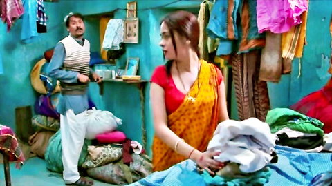 Shikha Sinha hot saree scene as dhoban with sarpanch in Filmy Fantasy
